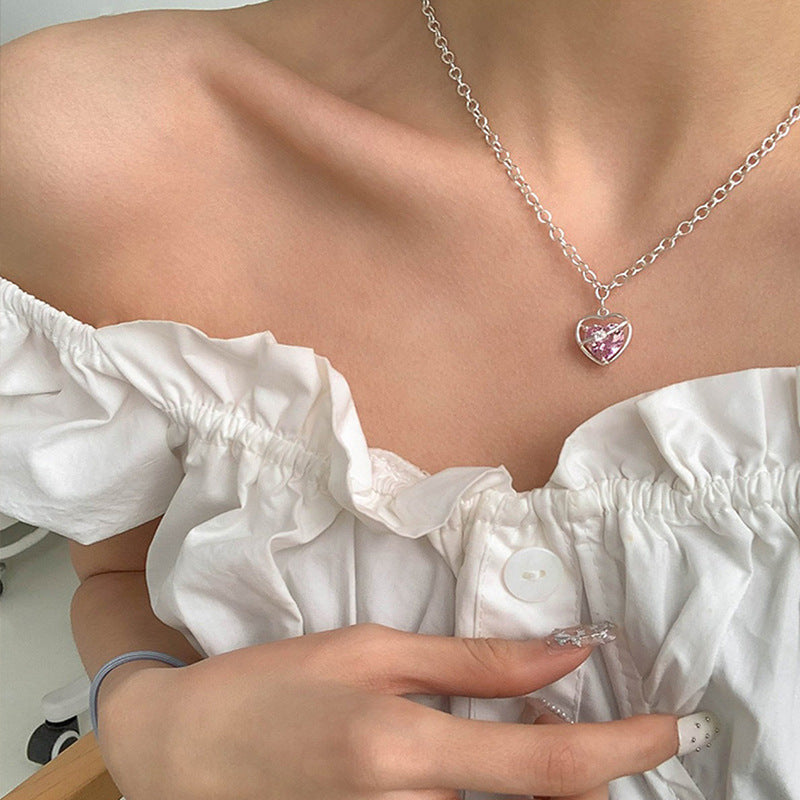 Women's Fashion Simplicity Rhinestone Hollow Heart Clavicle Chain